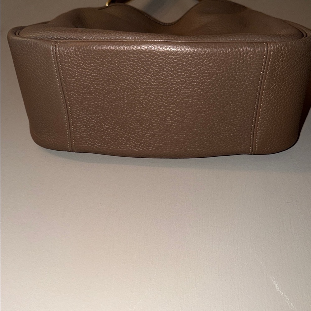Coach Cary Shoulder Bag - Picture 6 of 10